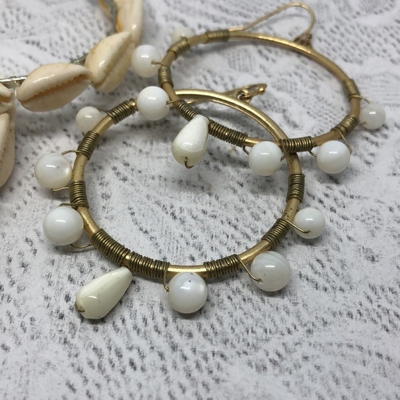 Artisan boho style earrings shells mop statement - Picture 3 of 7